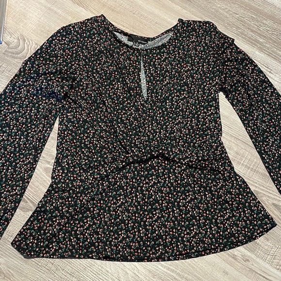 Women’s Long Sleeve Shirt - Picture 1 of 2